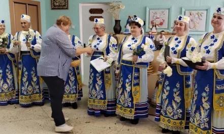 Фото — праздничный концерт ко дню матери