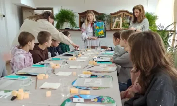 Фото — маляванка на ладошке